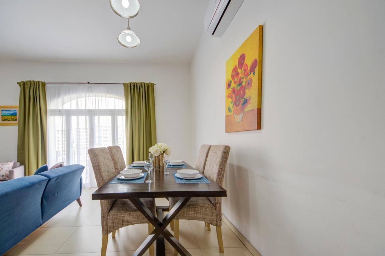 St Julians 2 Bedroom Apartment With Commanding Seaviews By Shortletsmalta Saint Julian's Eksteriør bilde