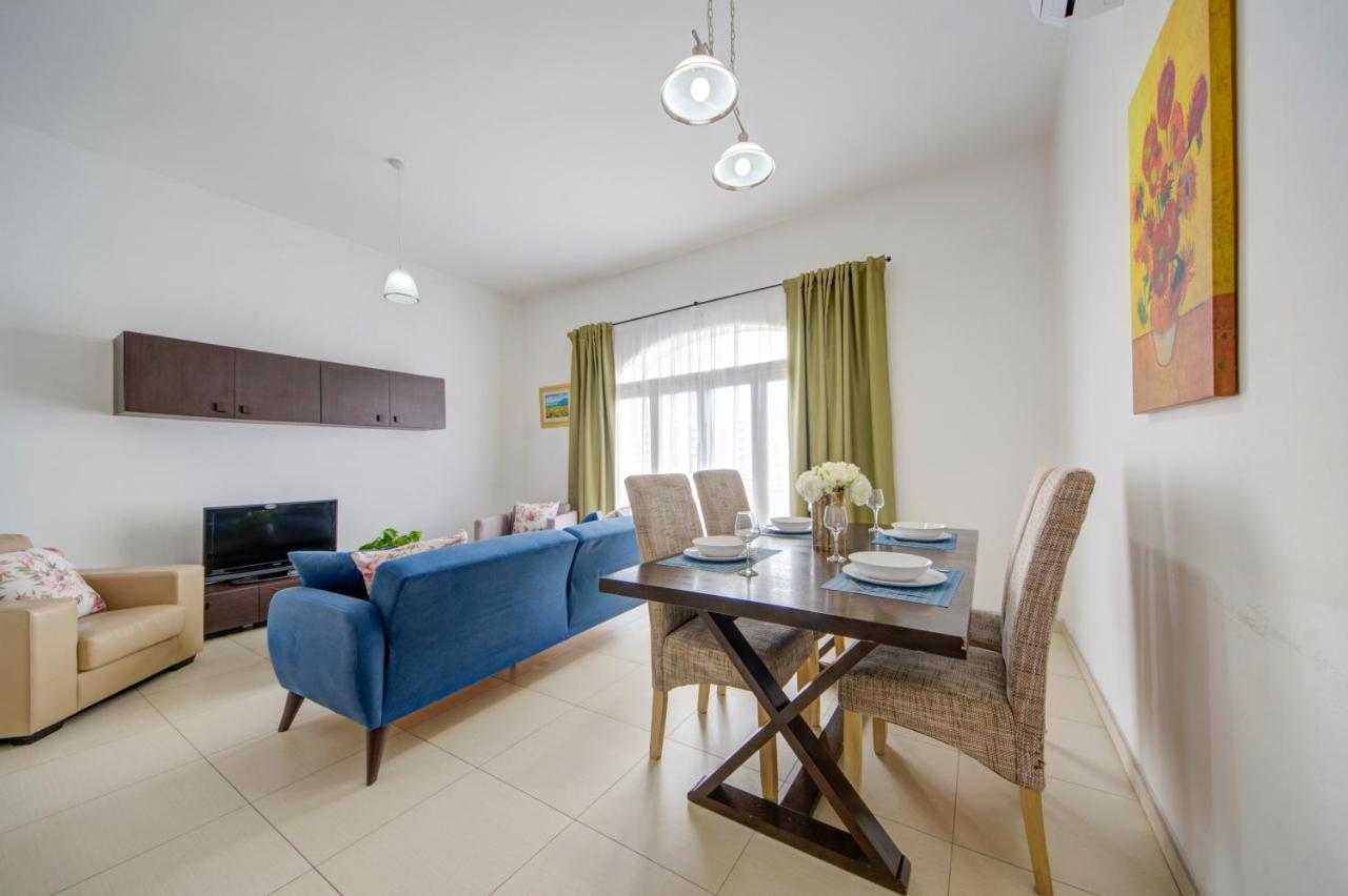 St Julians 2 Bedroom Apartment With Commanding Seaviews By Shortletsmalta Saint Julian's Eksteriør bilde